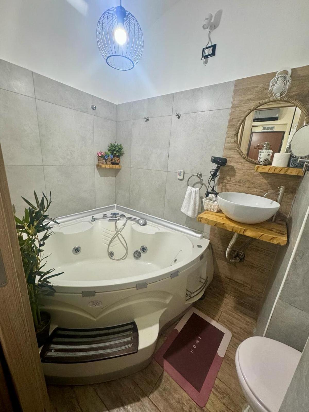 Casina Via Foria Apartment